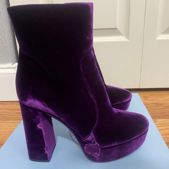 Prada Velvet Ankle Boots size 38 - Picture 7 of 10